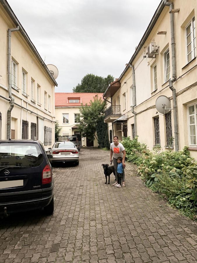 Old Town Home Of Evil Dog Vilnius Luaran gambar